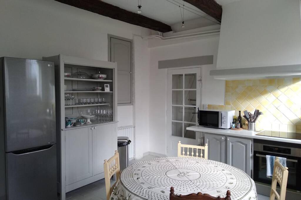 Maison De Maitre 230M² En Plein Coeur Du Village Camps-la-Source Ngoại thất bức ảnh